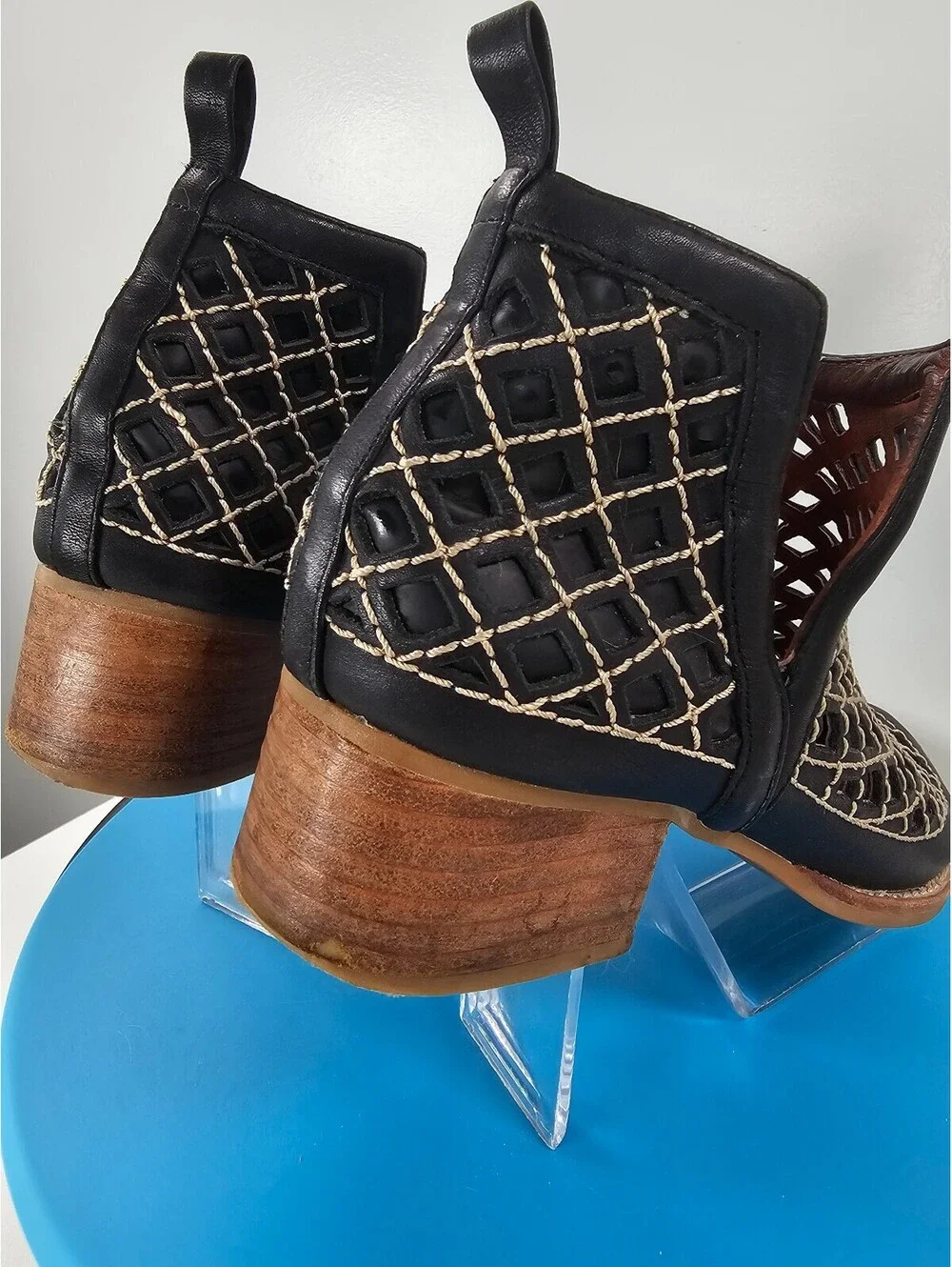 N/A these stylish